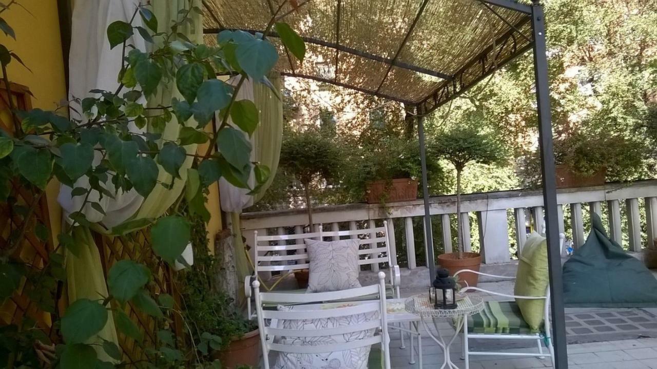 Lägenhet Grande Casa Con Terrazzo Rom