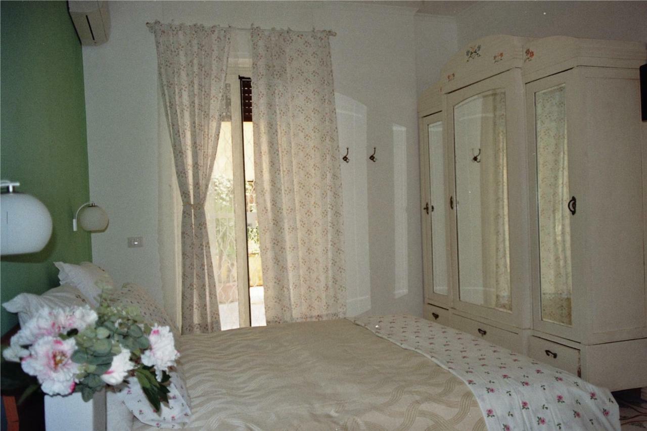 Grande Casa Con Terrazzo Lägenhet